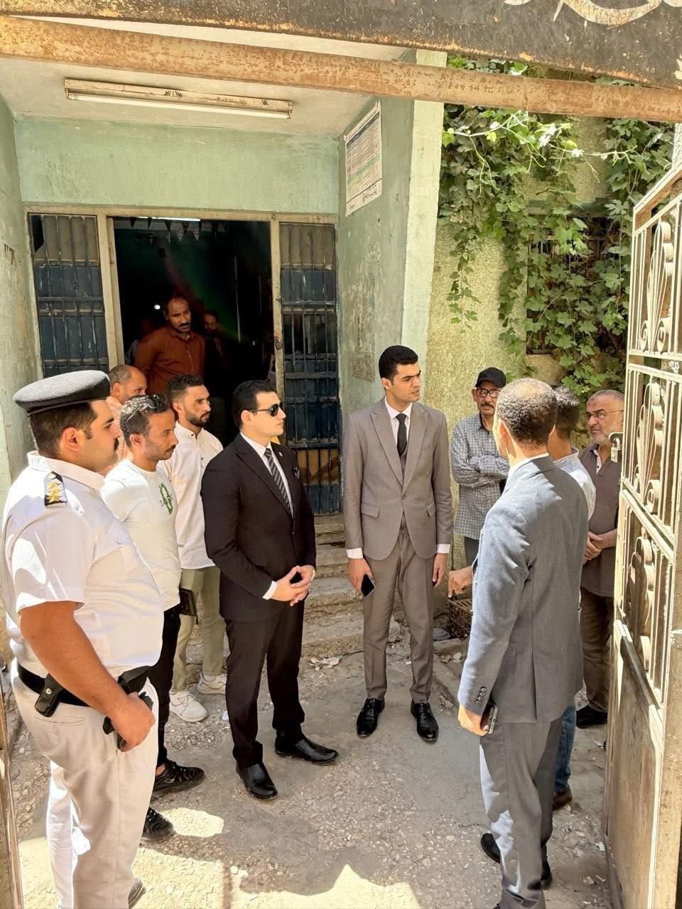 النيابة الإدارية تحقق في سرداب داخل مكتب صحة دشنا بقنا
