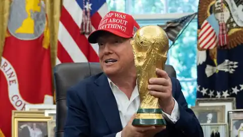 ترامب يسلم كأس العالم لبطل المونديال الليلة