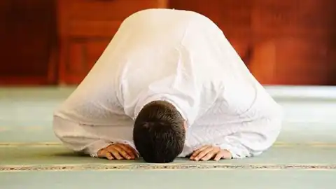 مواقيت الصلاة اليوم الجمعة 2 يناير 2026