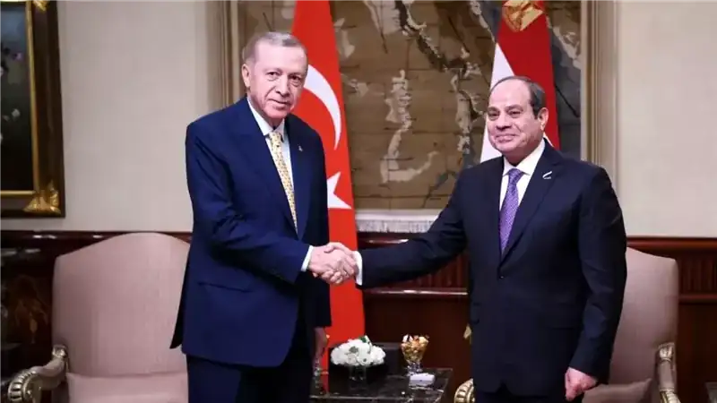 بحضور 10 وزراء أتراك.. بدء مباحثات السيسي وأردوغان