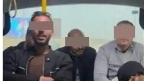 محكمة جنوب القاهرة تقضي ببراءة المتهم في واقعة “فتاة أتوبيس المعادي”