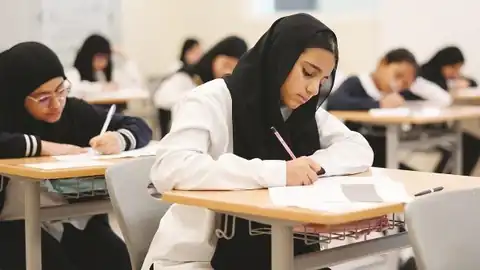 النيابة العامة تأمر بحبس متهمين في وقائع تسريب امتحانات الثانوية العامة