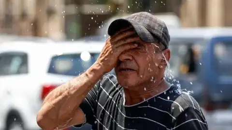 الحرارة تتراجع قليلًا.. الأرصاد تكشف تفاصيل مفاجآت الخميس